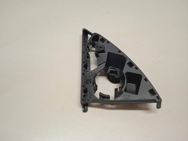 Кронштейн (сопут. товар)