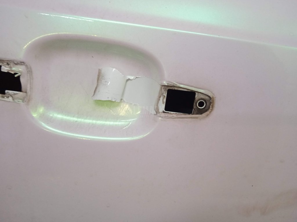 Дверь передняя правая