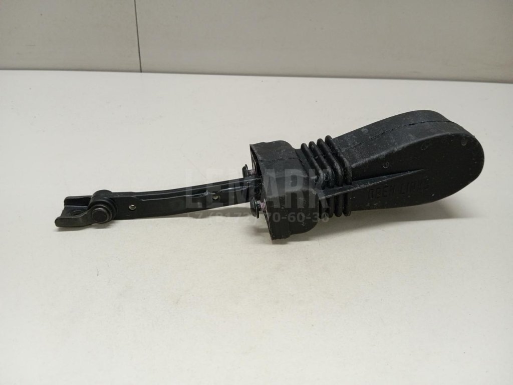 Ограничитель двери