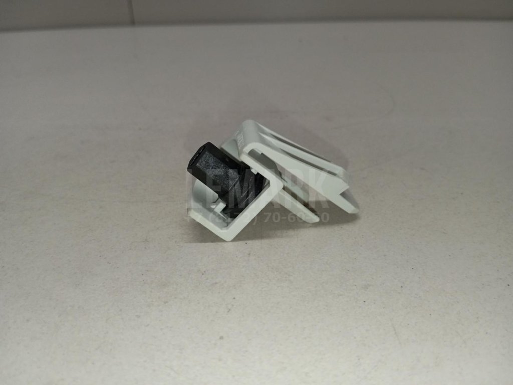 Кронштейн фонаря для  Audi A3 [8PA] Sportback 2004-2013