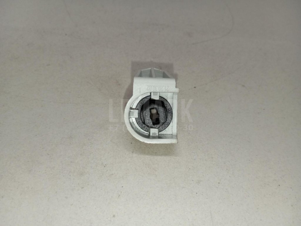 Кронштейн фонаря для  Audi A3 [8PA] Sportback 2004-2013