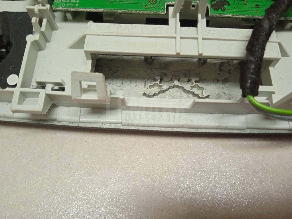 Плафон салонный