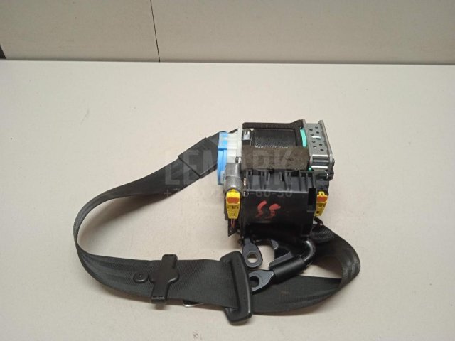 Ремень безопасности с пиропатроном