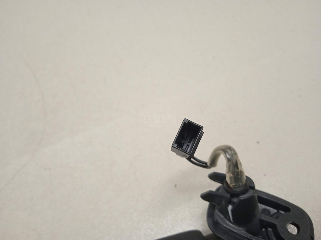 Козырек солнцезащитный (внутри)