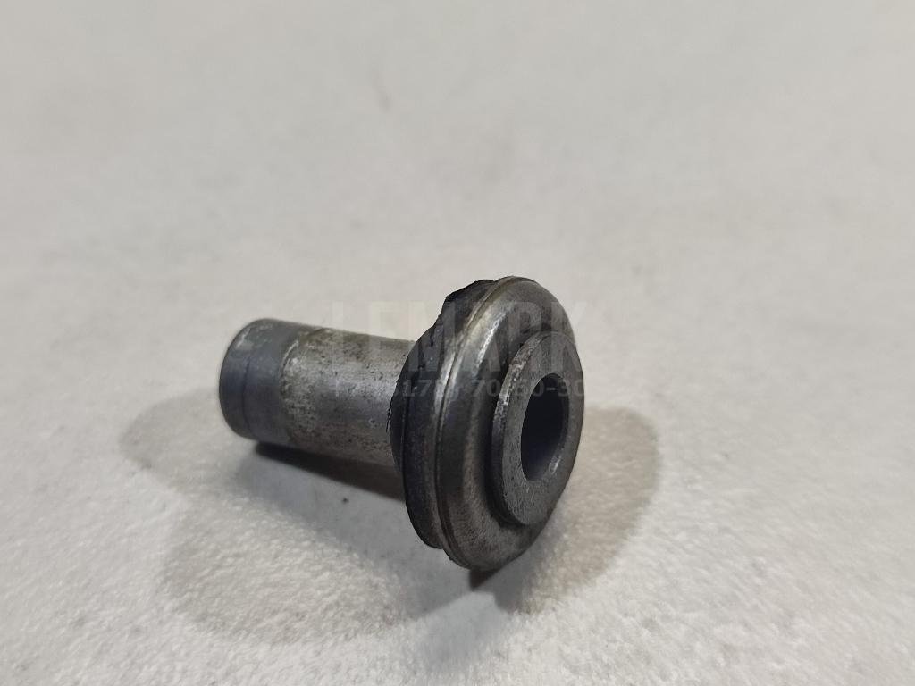 Втулка (кузов внутри)