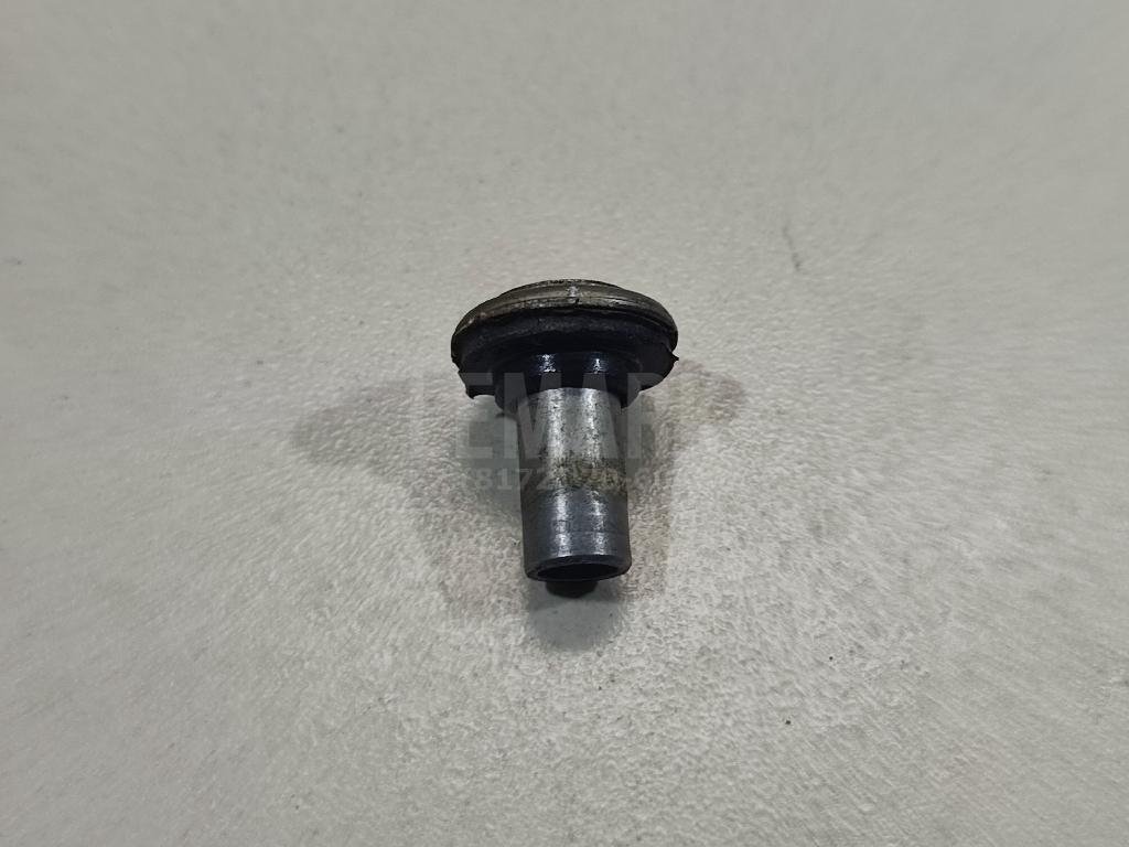 Втулка (кузов внутри)