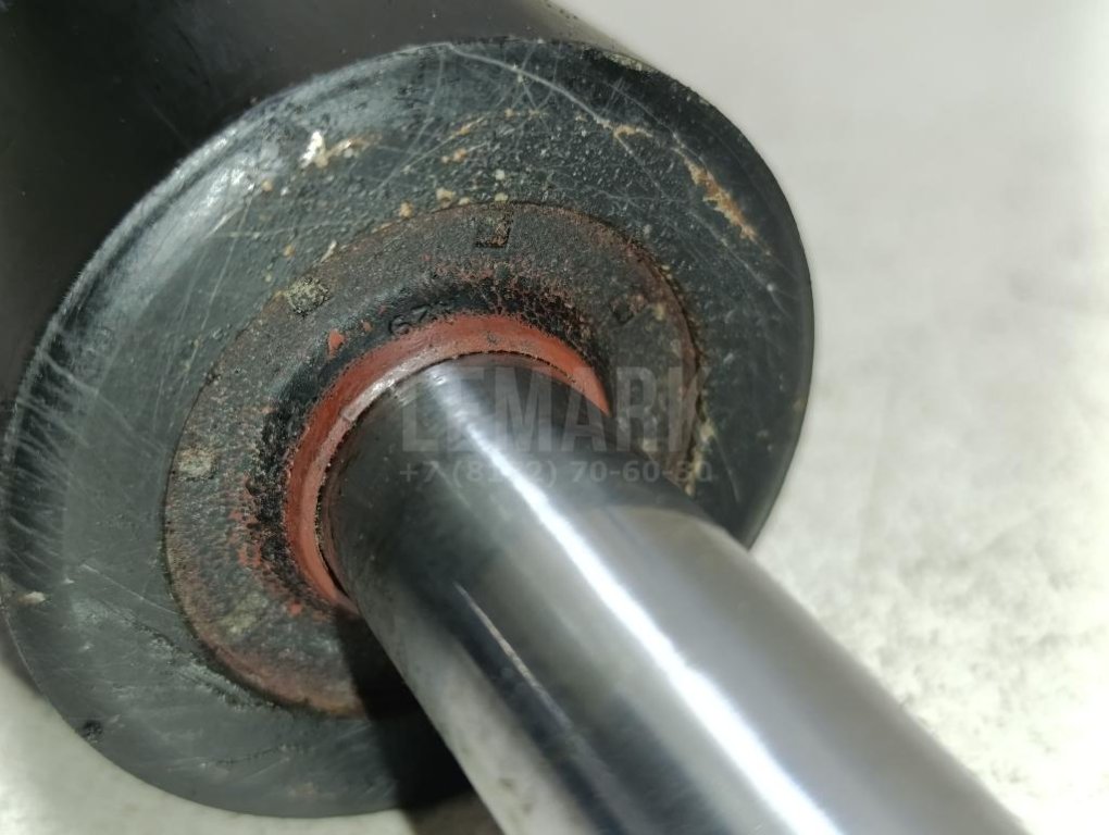 Амортизатор передний