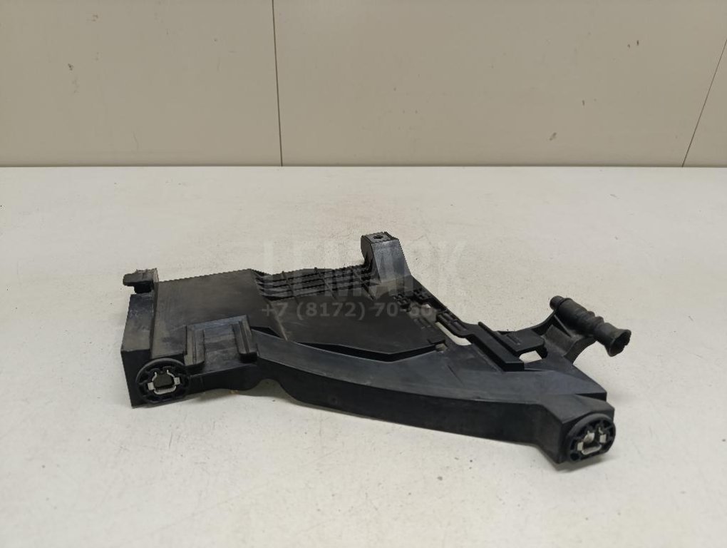 Кронштейн крепления фары