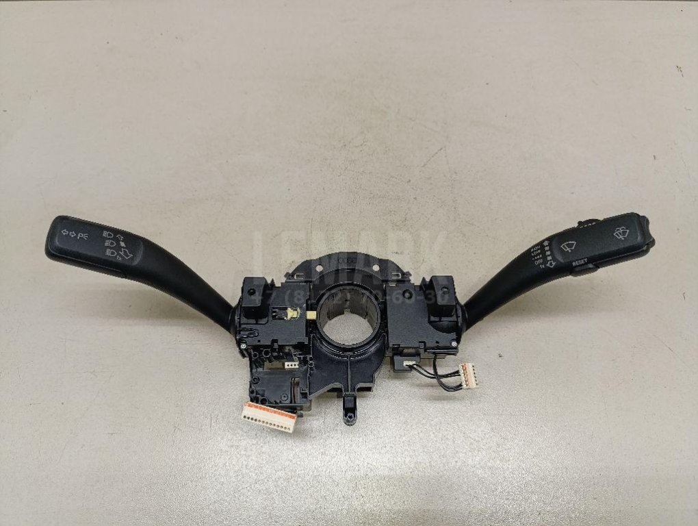 Переключатель подрулевой в сборе