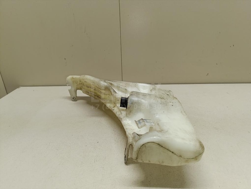 Бачок омывателя лобового стекла