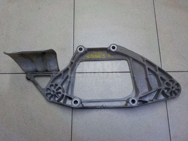 Кронштейн редуктора