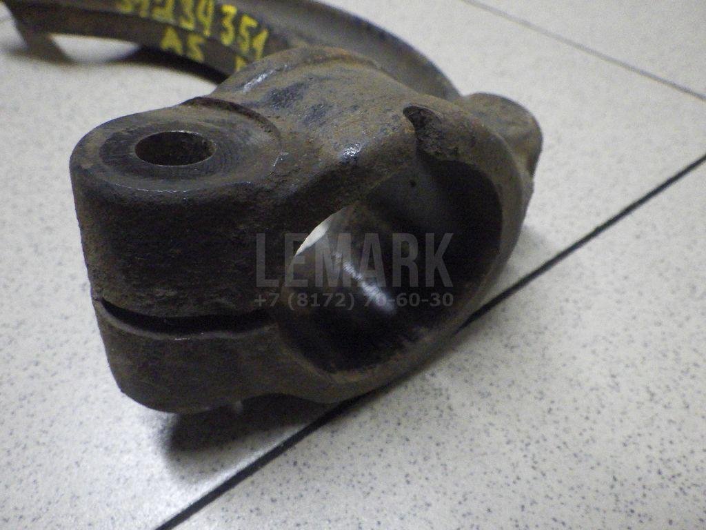 Кронштейн амортизатора