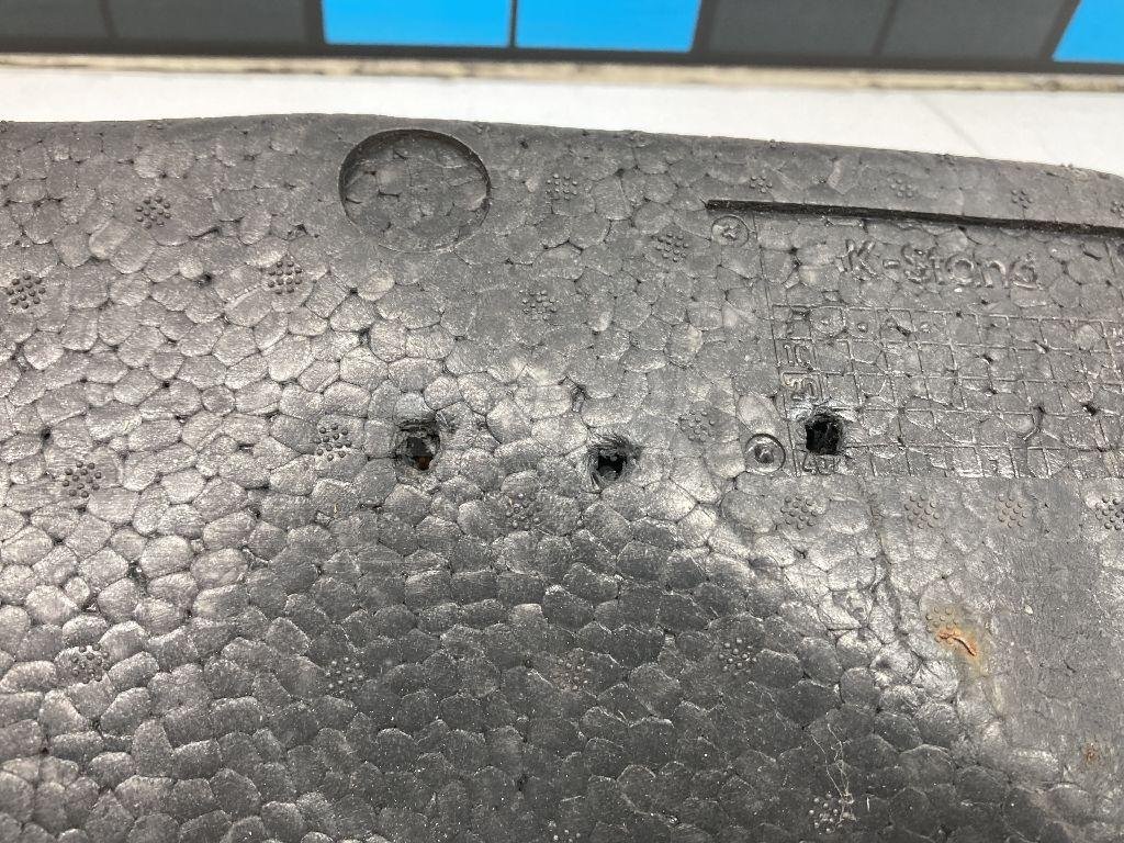 Наполнитель переднего бампера