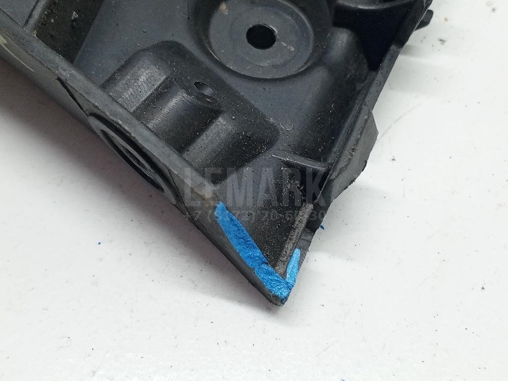 Направляющая заднего бампера правая