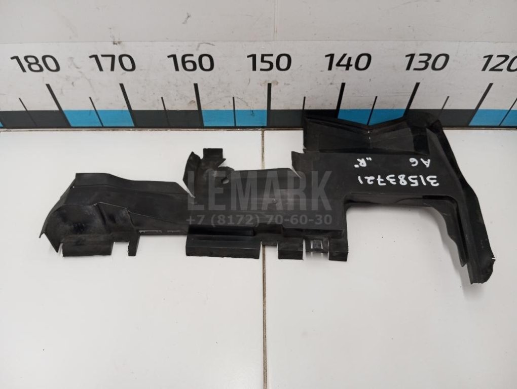 Воздуховод радиатора правый