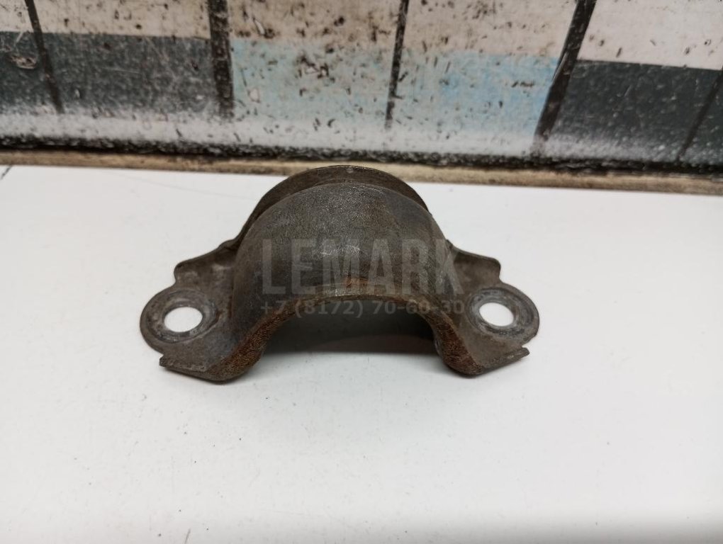 Кронштейн крепления переднего стабилизатора
