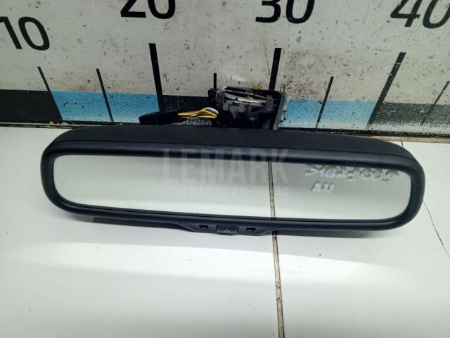 Зеркало заднего вида