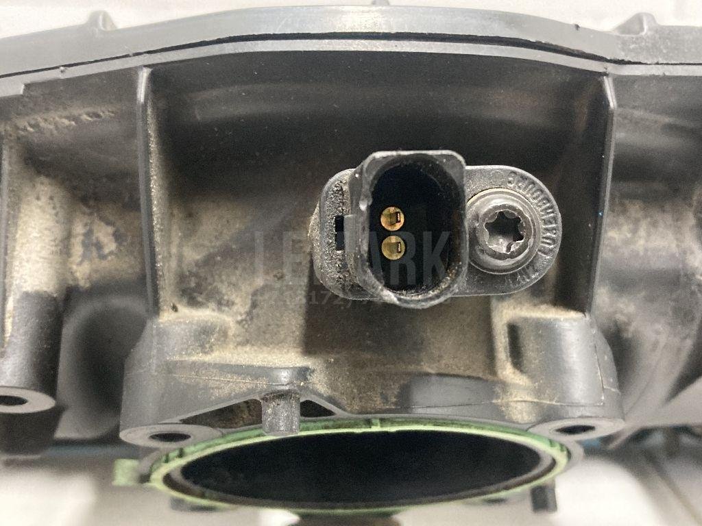 Коллектор впускной для  Audi A3 (8Y) 2020