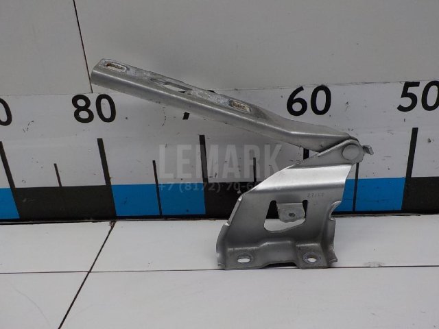 Петля капота левая