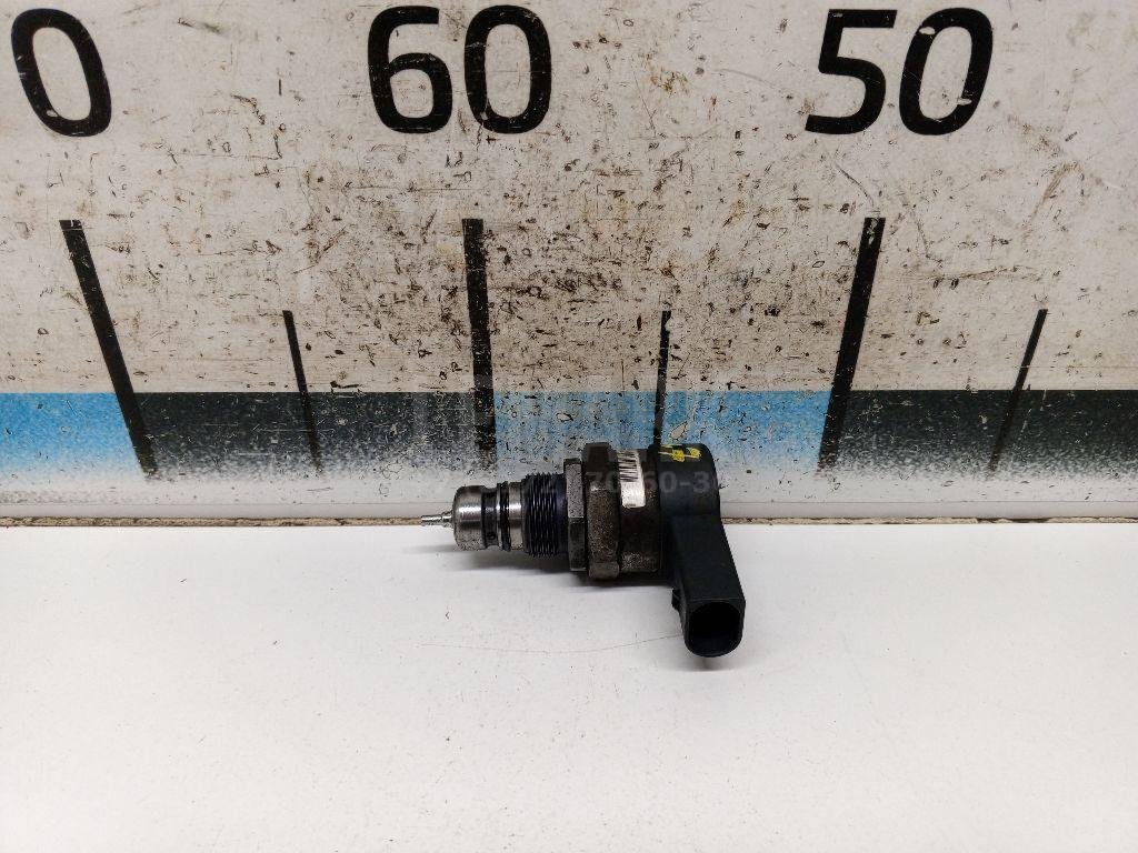 Регулятор давления топлива для  Audi 80/90 [B4] 1991-1995