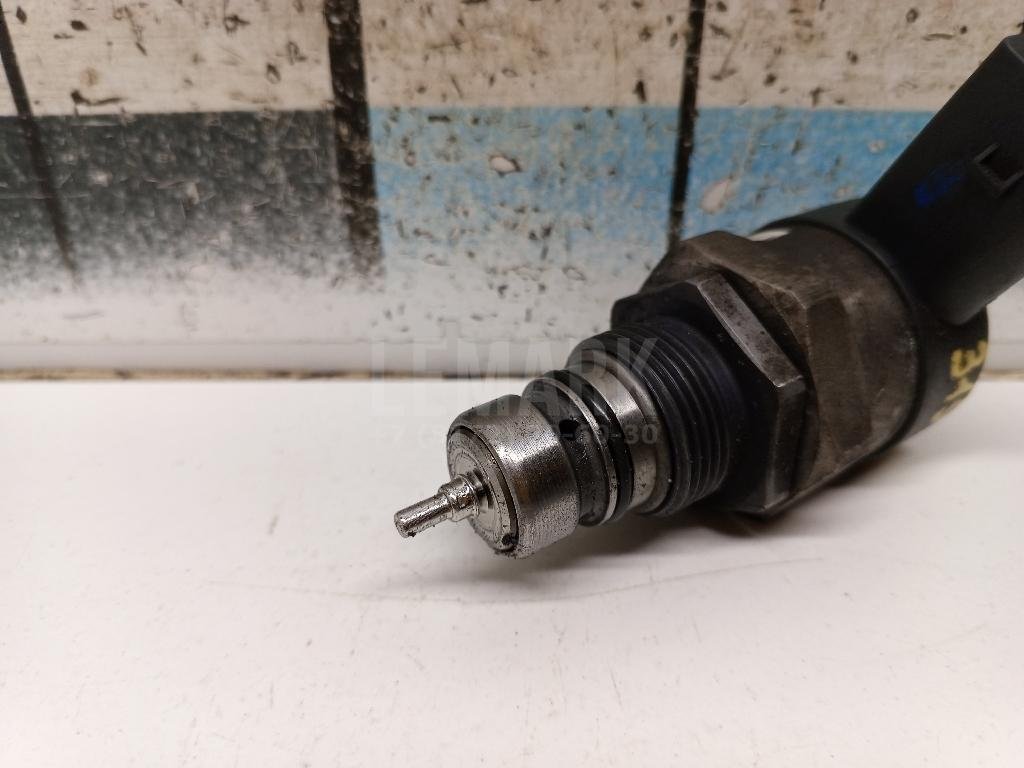 Регулятор давления топлива для  Audi 80/90 [B4] 1991-1995