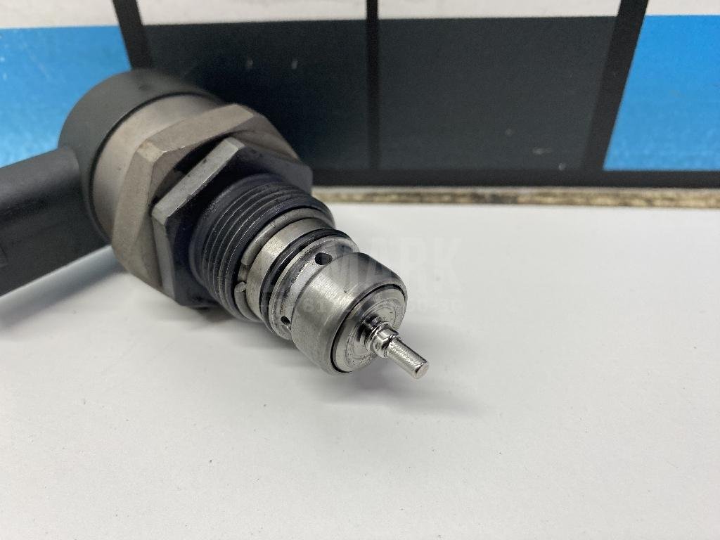 Регулятор давления топлива