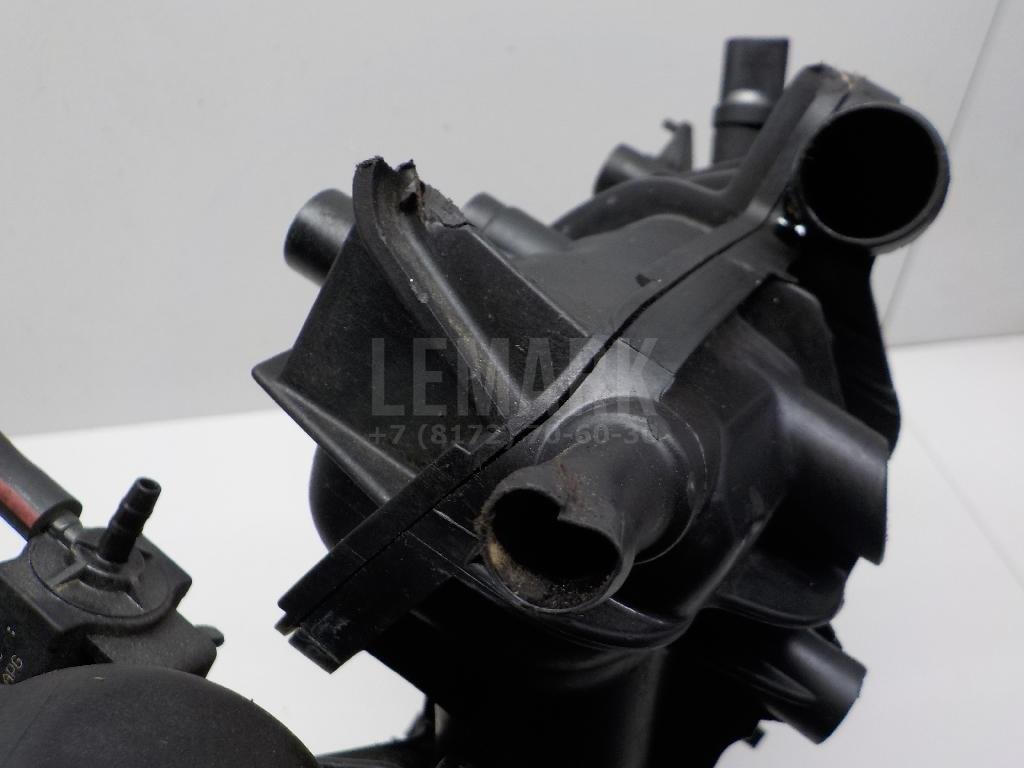 Коллектор впускной для  Audi A3 [8P1] 2003-2013