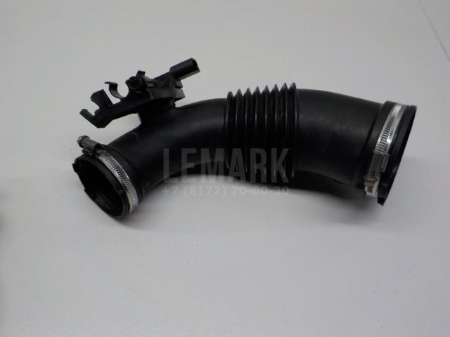 Патрубок воздушного фильтра