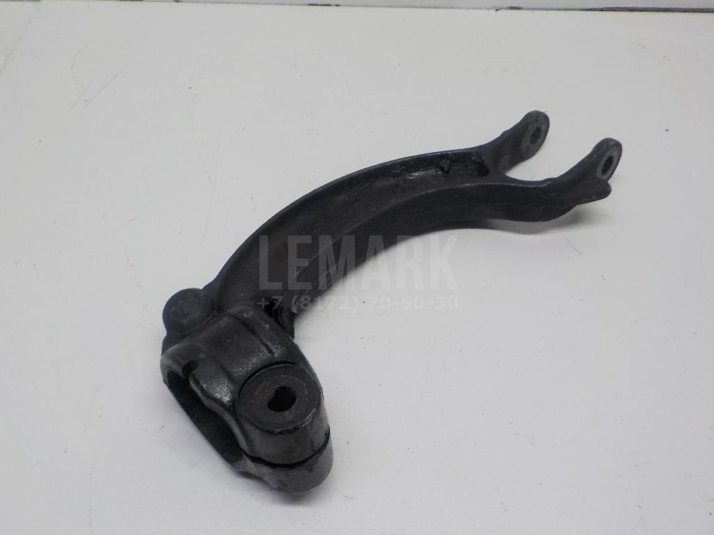 Кронштейн амортизатора