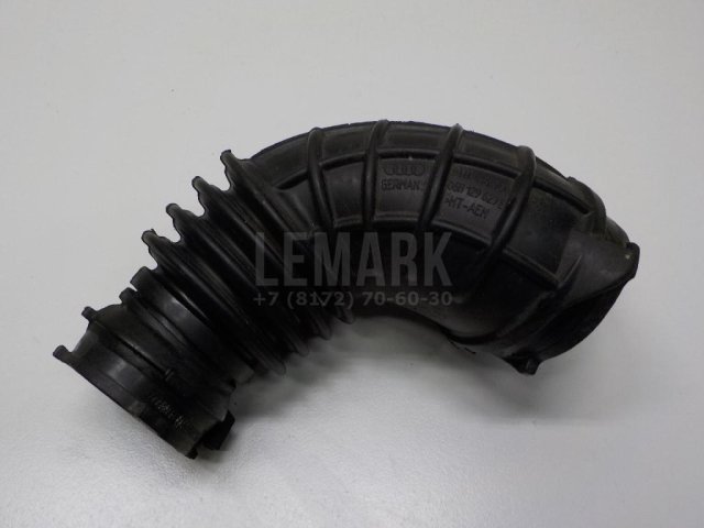 Патрубок воздушного фильтра