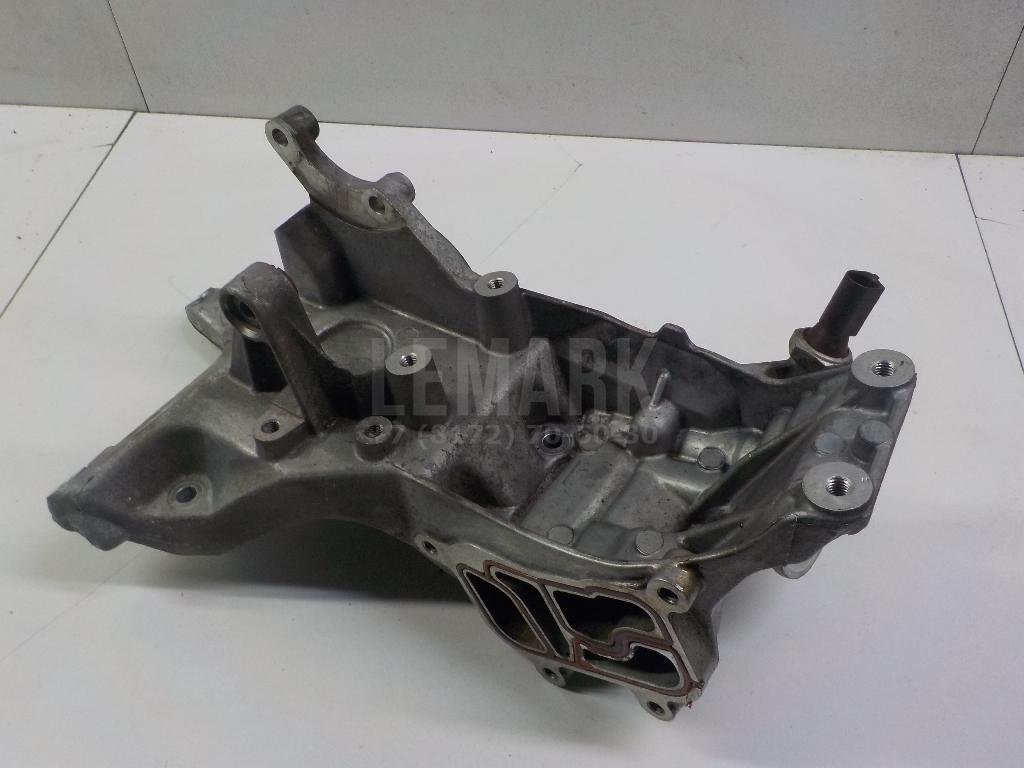 Кронштейн генератора для  Audi A3 [8P1] 2003-2013