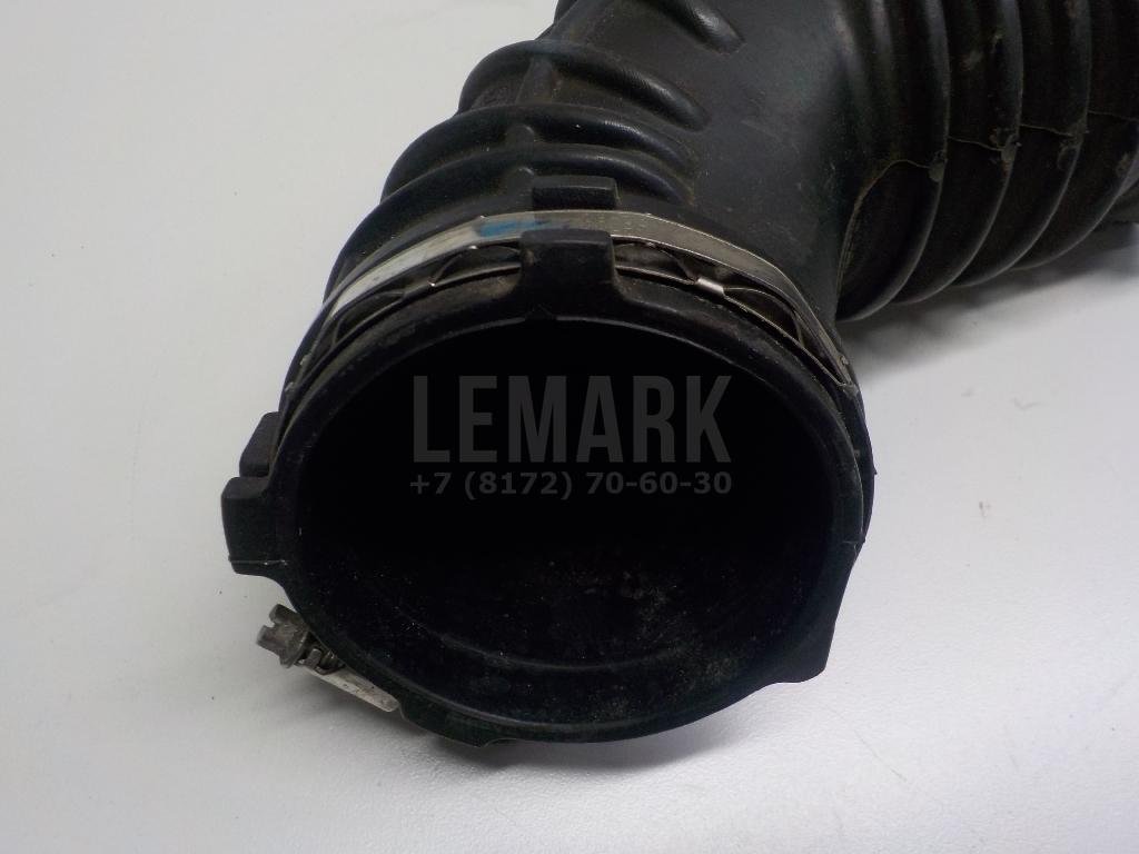 Патрубок воздушного фильтра