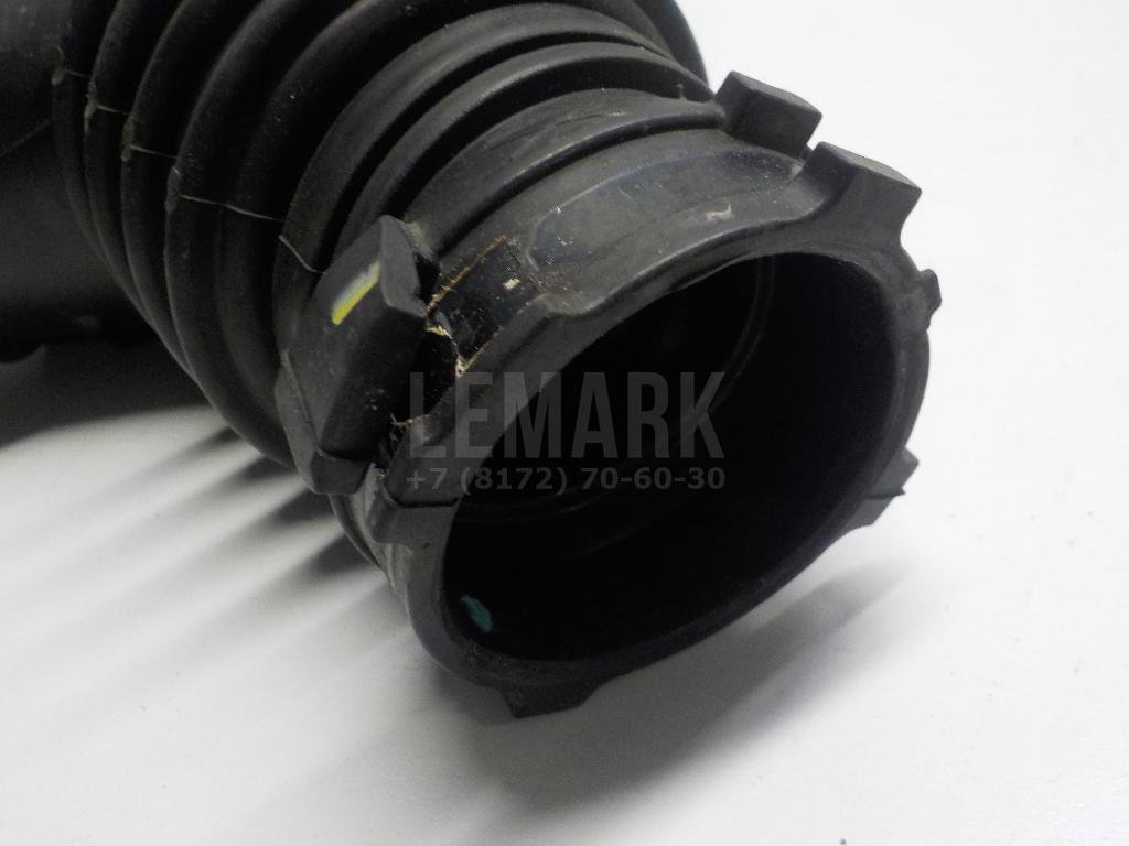 Патрубок воздушного фильтра