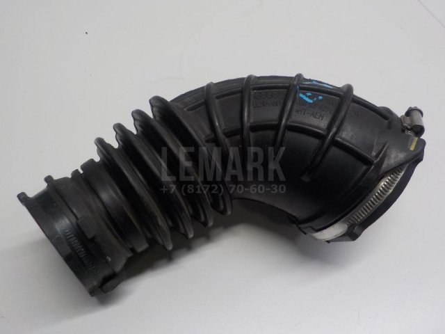 Патрубок воздушного фильтра