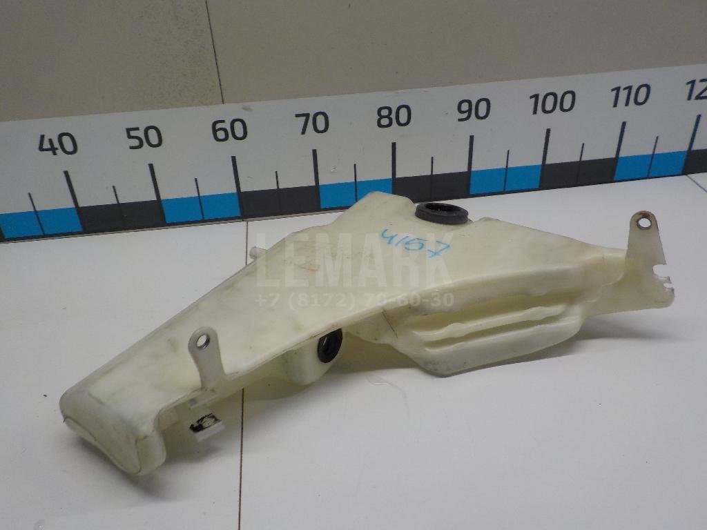 Бачок омывателя лобового стекла