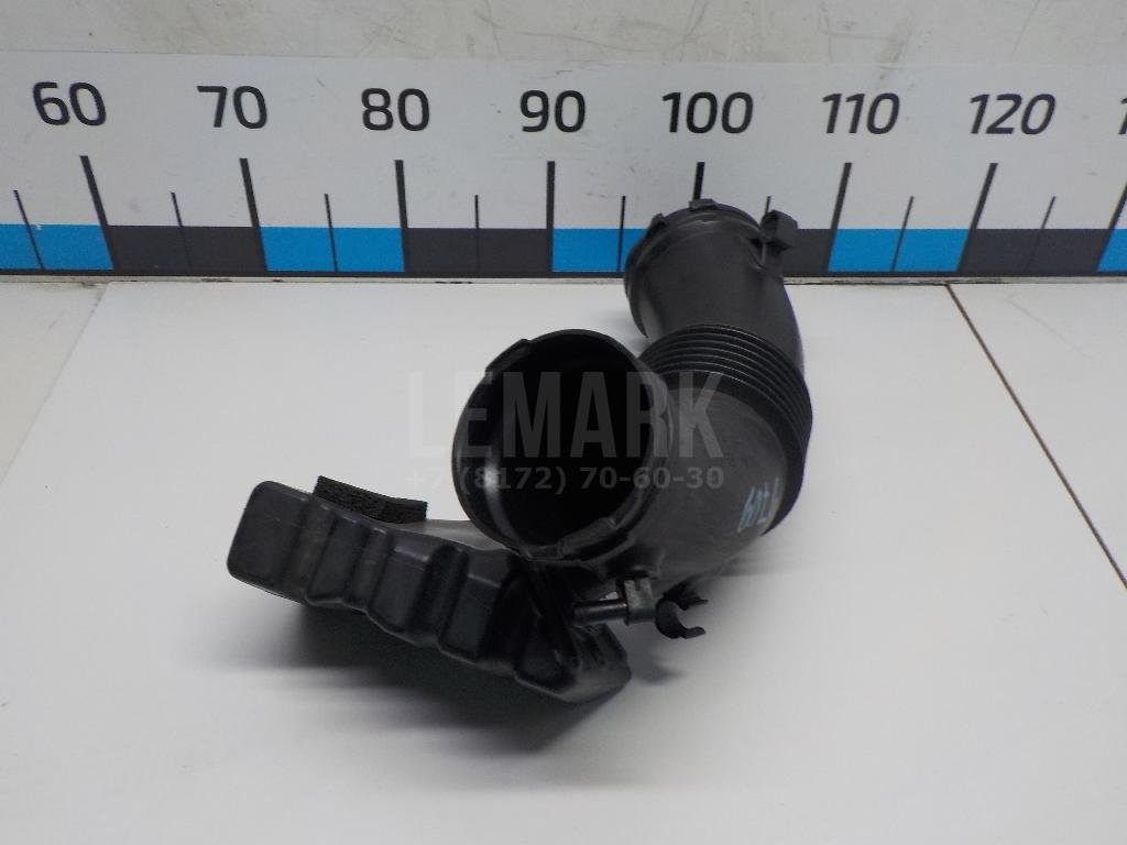 Патрубок воздушного фильтра