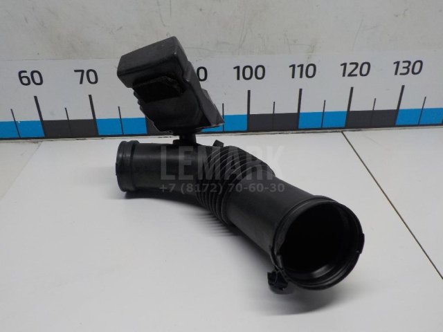 Патрубок воздушного фильтра