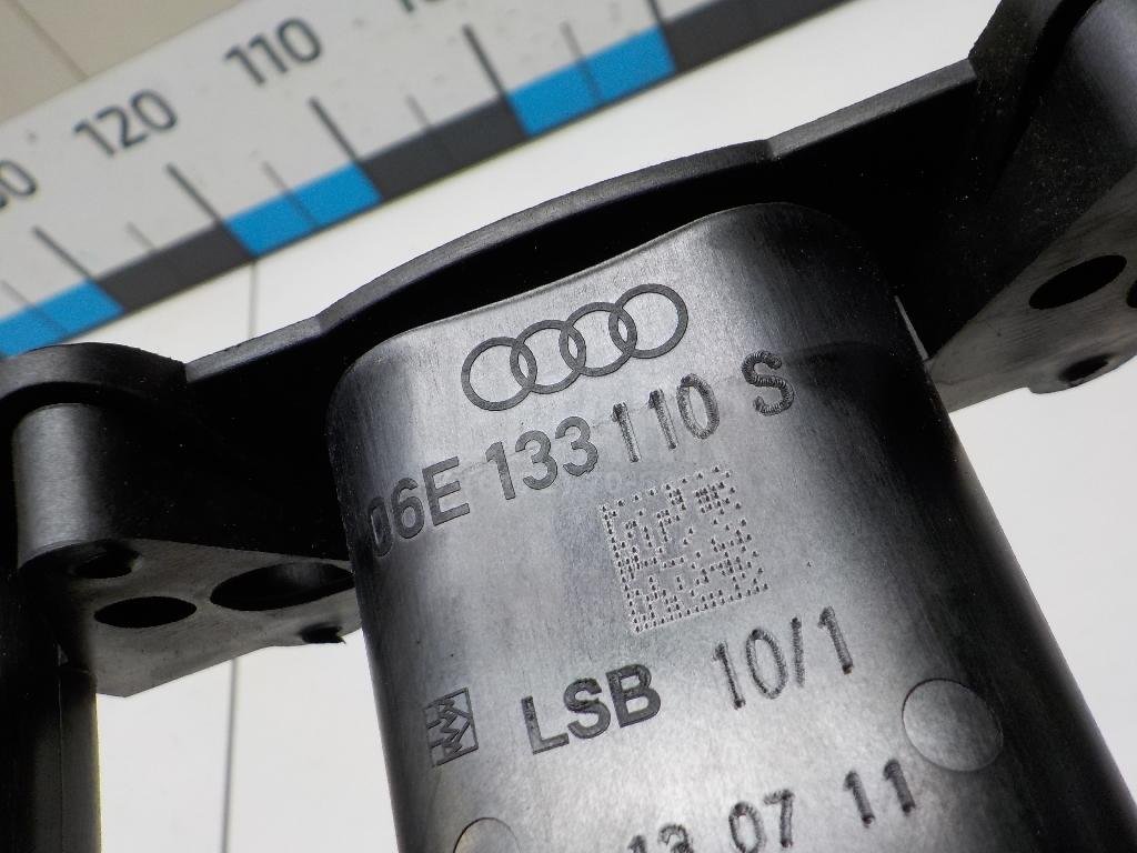 Коллектор впускной для  Audi 100 [C4] 1991-1994