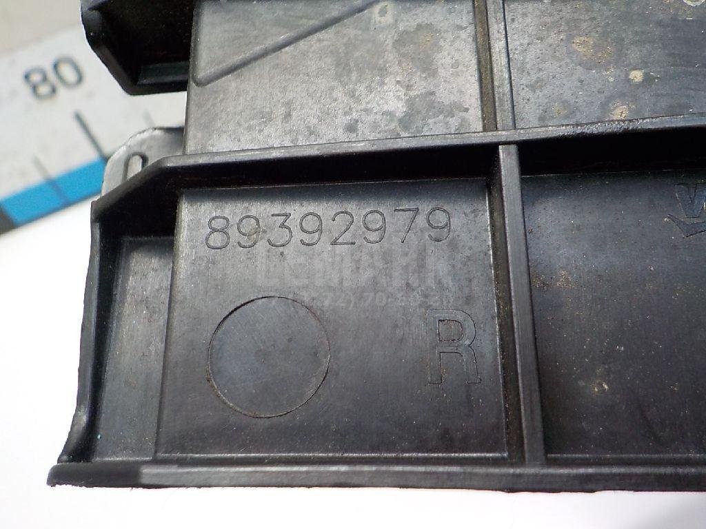 Кронштейн крепления фары