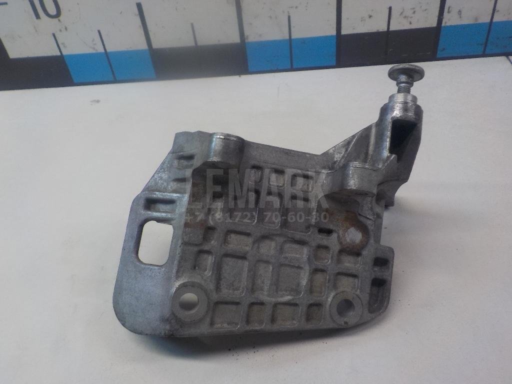 Кронштейн генератора