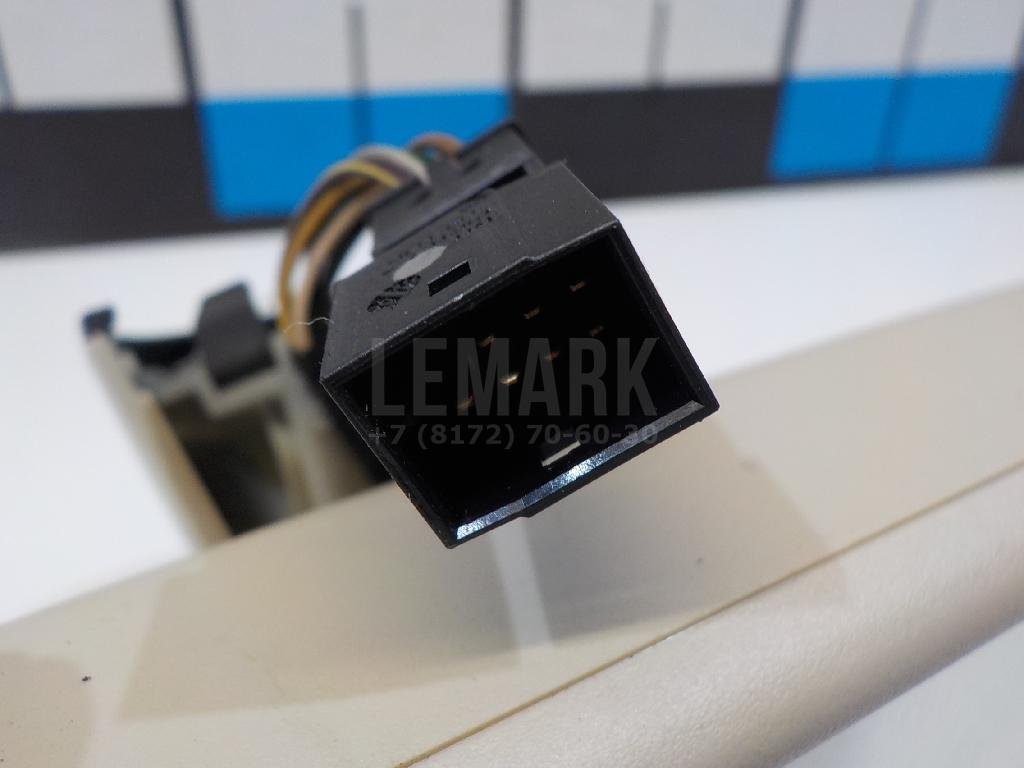 Зеркало заднего вида