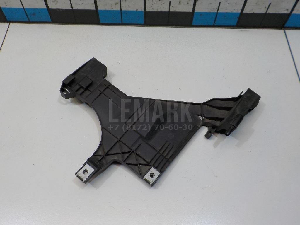Кронштейн фар левый