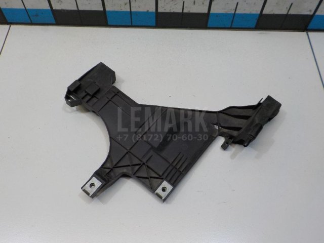 Кронштейн фар левый
