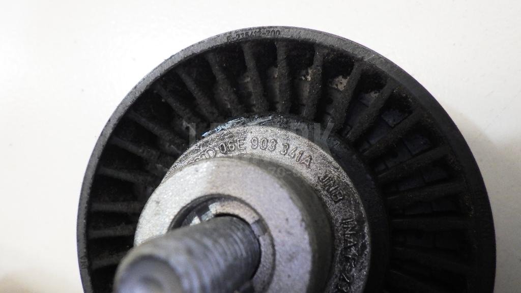 Ролик дополнительный руч. ремня для  Audi A3 [8PA] Sportback 2004-2013