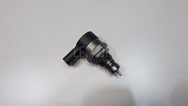 Регулятор давления топлива