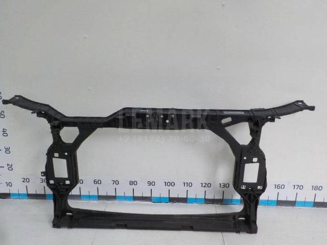 Панель передняя