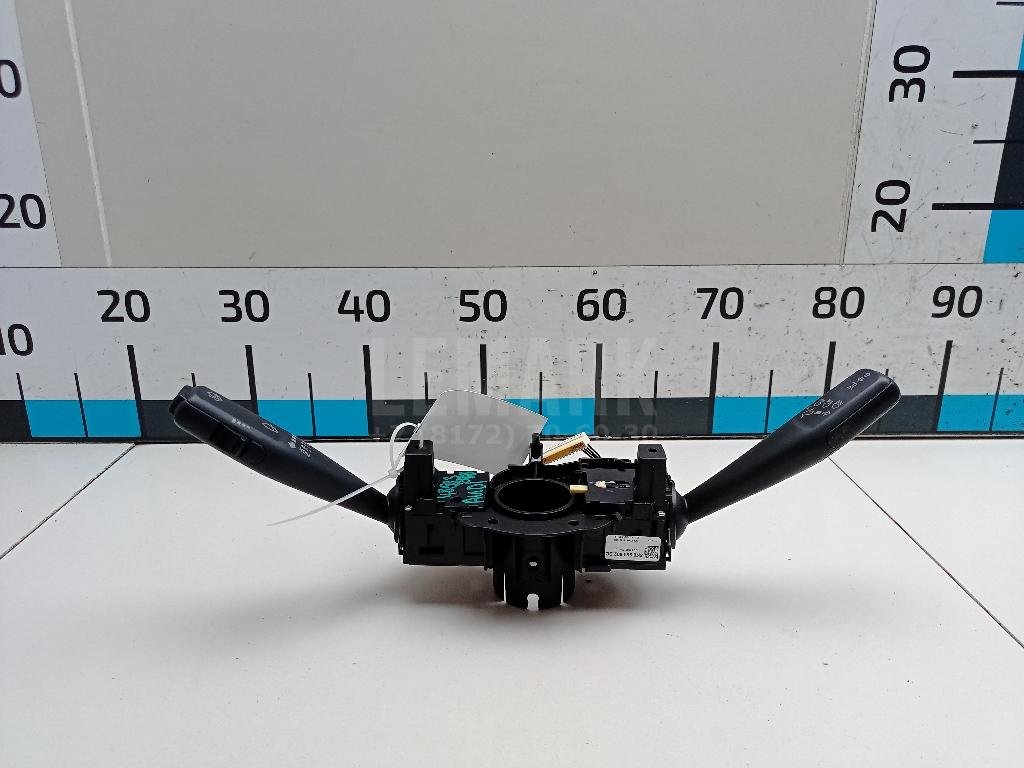 Переключатель подрулевой в сборе