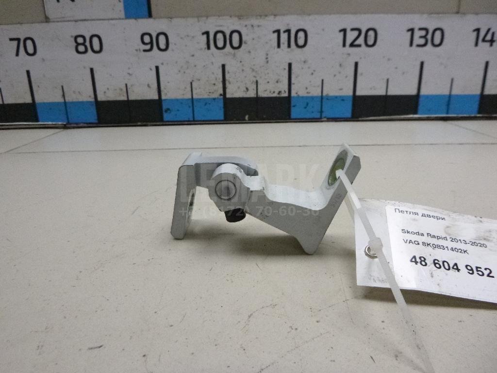 Петля двери