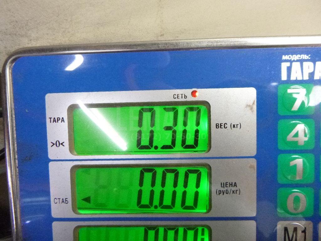 Петля двери