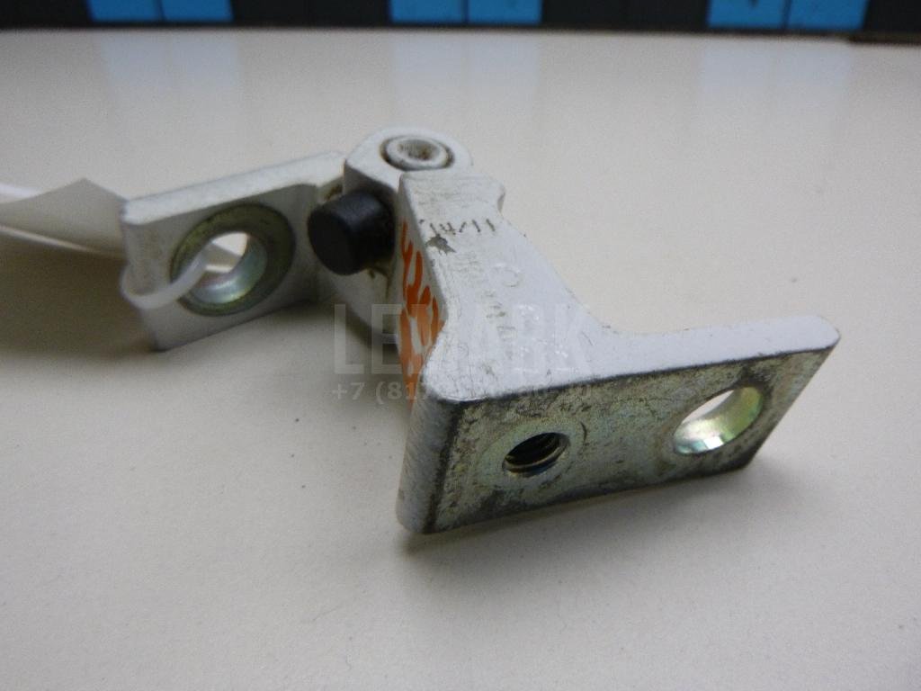 Петля двери для  Audi A4 [B9] 2015